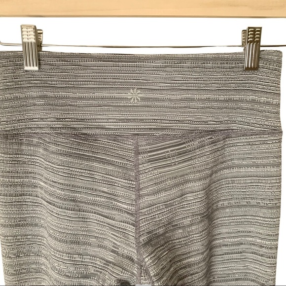 ATHLETA Jacquard Chaturanga Athletic Tight Legging Grey Style# 455973-00 - Picture 7 of 13